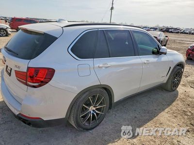 Trzecie zdjęcie samochodu z tyłu: 2016 BMW X5 XDRIVE35D VIN:5UXKS4C53G0N14239 - miniatura