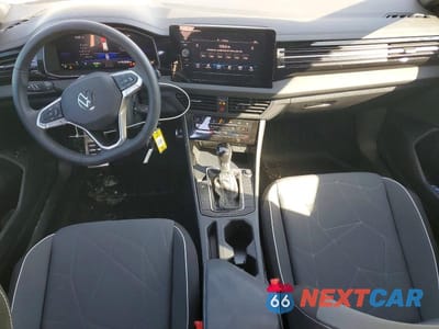 Zdjęcie 8 z 12 samochodu: 2025 VOLKSWAGEN JETTA SPORT VIN:3VWBX7BU8SM084918 - miniatura