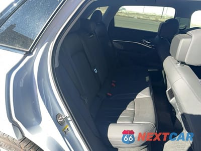 Zdjęcie 6 z 10 samochodu: 2021 AUDI E-TRON PREMIUM PLUS VIN:WA1LAAGE1MB011692 - miniatura