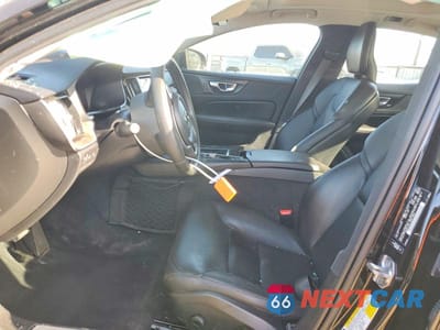 Zdjęcie 7 z 11 samochodu: 2021 VOLVO S60 T8 RECHARGE R-DESIGN VIN:7JRBR0FZ6MG122994 - miniatura