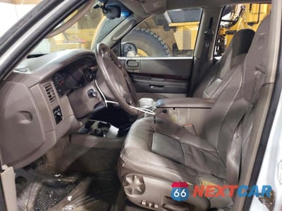 Zdjęcie 7 z 13 samochodu: 2002 DODGE DURANGO SLT PLUS VIN:1B4HS58N22F200580 - miniatura