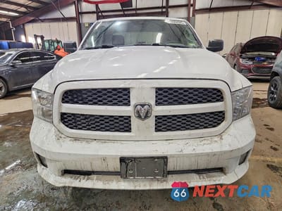 Piąte zdjęcie samochodu w środku: 2019 RAM 1500 CLASSIC TRADESMAN VIN:1C6RR7FG5KS519117 - miniatura