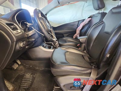 Zdjęcie 7 z 11 samochodu: 2017 JEEP COMPASS LATITUDE VIN:3C4NJDBB0HT651927 - miniatura