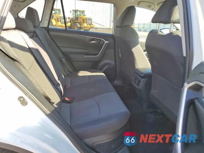 Zdjęcie 10 z 13 samochodu: 2021 TOYOTA RAV4 HYBRID XLE VIN:4T3R6RFV7MU009230 - miniatura
