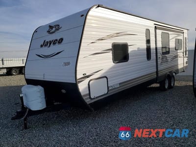 Drugie zdjęcie samochodu z przodu: 2018 JAYCO JAYFLIGHT M-33RBTS VIN:1UJBJ0BR6J7570160 - miniatura