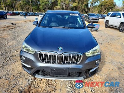 Piąte zdjęcie samochodu w środku: 2017 BMW X1 XDRIVE28I VIN:WBXHT3C36H5F73510 - miniatura