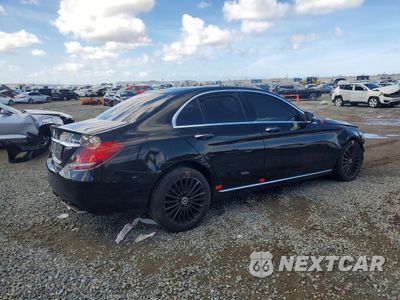 Trzecie zdjęcie samochodu z tyłu: 2019 MERCEDES-BENZ C 300 4MATIC VIN:55SWF8EB0KU316423 - miniatura