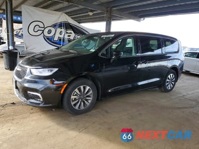 2024 CHRYSLER PACIFICA HYBRID SELECT 2C4RC1S79RR130831 - główne zdjęcie licytacji z USA - miniatura