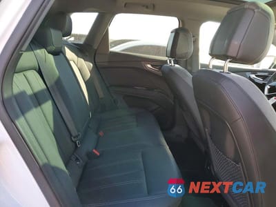 Zdjęcie 11 z 12 samochodu: 2023 AUDI Q4 E-TRON PREMIUM PLUS VIN:WA1BCBFZ6PP012411 - miniatura