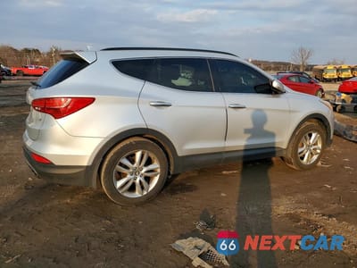 Trzecie zdjęcie samochodu z tyłu: 2014 HYUNDAI SANTA FE SPORT 2.0T VIN:5XYZW3LA2EG135610 - miniatura