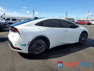Trzecie zdjęcie samochodu z tyłu: 2024 TOYOTA PRIUS LIMITED VIN:JTDACAAUXR3044666 - miniatura