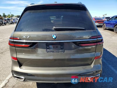 Zdjęcie 6 z 12 samochodu: 2025 BMW X7 XDRIVE40I VIN:5UX23EM08S9Z30359 - miniatura