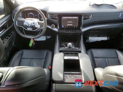 Zdjęcie 8 z 12 samochodu: 2024 JEEP WAGONEER L SERIES I VIN:1C4SJSAP8RS103049 - miniatura