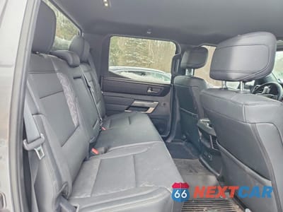 Zdjęcie 10 z 13 samochodu: 2025 TOYOTA TUNDRA SR5 VIN:5TFLA5DB2SX275107 - miniatura