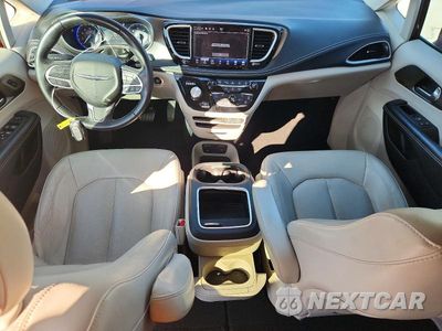 Zdjęcie 8 z 12 samochodu: 2021 CHRYSLER PACIFICA TOURING L VIN:2C4RC1BG8MR524586 - miniatura