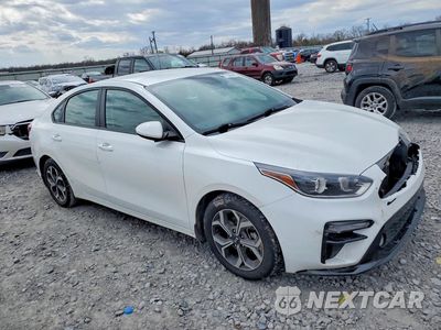 Czwarte zdjęcie samochodu z boku: 2021 KIA FORTE LXS VIN:3KPF24AD1ME290288 - miniatura