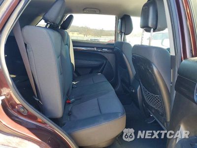 Zdjęcie 11 z 13 samochodu: 2012 KIA SORENTO LX VIN:5XYKTDA29CG244865 - miniatura
