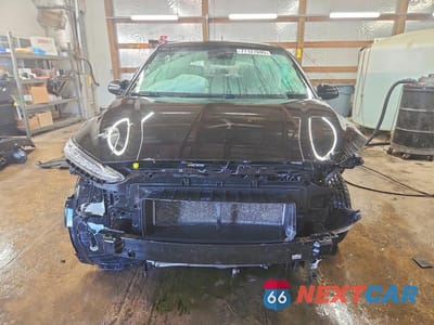 Piąte zdjęcie samochodu w środku: 2019 HYUNDAI KONA SE VIN:KM8K1CAA8KU292258 - miniatura