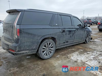 Trzecie zdjęcie samochodu z tyłu: 2021 CADILLAC ESCALADE ESV SPORT VIN:1GYS4PKL5MR257065 - miniatura