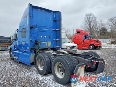 Trzecie zdjęcie samochodu z tyłu: 2019 INTERNATIONAL LT625 SEMI TRUCK VIN:3HSDZTZR7KN491968 - miniatura