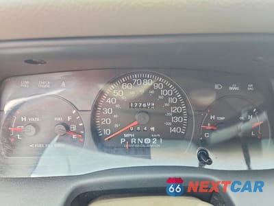 Zdjęcie 9 z 13 samochodu: 2003 FORD CROWN VICTORIA POLICE INTERCEPTOR VIN:2FAFP71WX3X174574 - miniatura