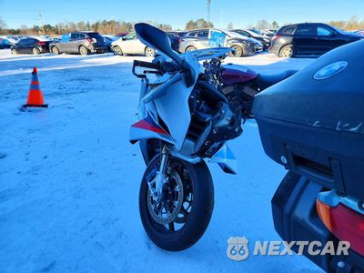 Drugie zdjęcie samochodu z przodu: 2025 BMW S 1000 RR VIN:WB10P2305S6L50496 - miniatura