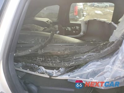 Zdjęcie 11 z 12 samochodu: 2025 LINCOLN NAUTILUS PREMIERE VIN:5LMPJ8J44SJ934289 - miniatura