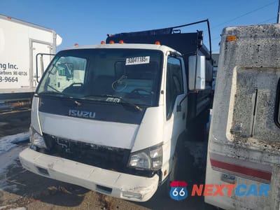 2007 ISUZU NPR REFUSE TRUCK 4KLC4B1U47J805356 - główne zdjęcie licytacji z USA - miniatura