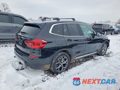 Trzecie zdjęcie samochodu z tyłu: 2021 BMW X3 XDRIVE30I VIN:5UXTY5C0XM9F70220 - miniatura