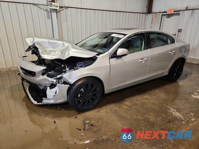 2018 VOLVO S60 INSCRIPTION LYV402TK9JB166676 - główne zdjęcie licytacji z USA - miniatura