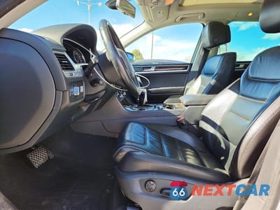 Zdjęcie 7 z 13 samochodu: 2014 VOLKSWAGEN TOUAREG V6 TDI VIN:WVGEP9BP2ED010332 - miniatura