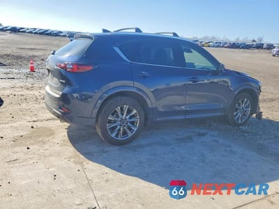Trzecie zdjęcie samochodu z tyłu: 2025 MAZDA CX-5 PREMIUM PLUS VIN:JM3KFBEM0S0743458 - miniatura