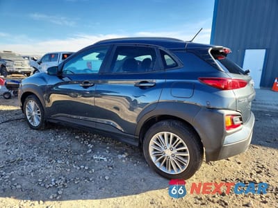 Drugie zdjęcie samochodu z przodu: 2021 HYUNDAI KONA SEL VIN:KM8K2CAA7MU614596 - miniatura