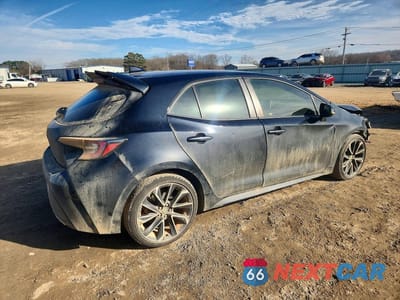 Trzecie zdjęcie samochodu z tyłu: 2019 TOYOTA COROLLA HATCHBACK XSE VIN:JTNK4RBE6K3044611 - miniatura