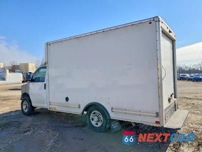 Drugie zdjęcie samochodu z przodu: 2021 CHEVROLET EXPRESS G3 - BOX TRUCK VIN:1GB0GRFB7L1272511 - miniatura