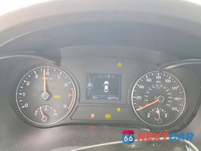 Zdjęcie 9 z 12 samochodu: 2018 KIA OPTIMA LX VIN:5XXGT4L36JG268747 - miniatura