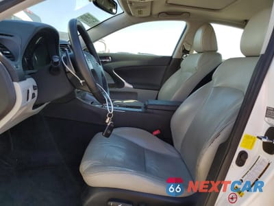 Zdjęcie 7 z 12 samochodu: 2012 LEXUS IS VIN:JTHBF5C21C5164686 - miniatura