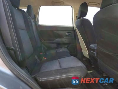 Zdjęcie 11 z 13 samochodu: 2018 MITSUBISHI OUTLANDER ES VIN:JA4AD2A38JZ012725 - miniatura