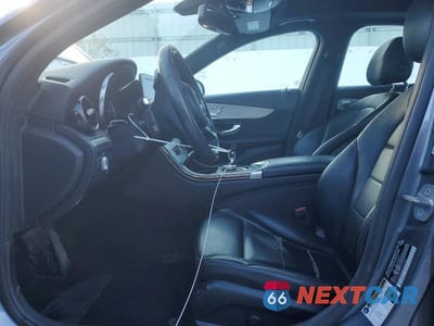 Zdjęcie 7 z 11 samochodu: 2018 MERCEDES-BENZ C 300 4MATIC VIN:55SWF4KB6JU281883 - miniatura