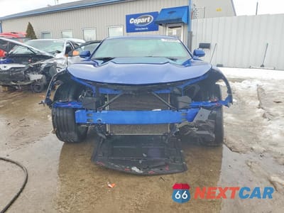 Piąte zdjęcie samochodu w środku: 2021 CHEVROLET CAMARO LT VIN:1G1FD1RS4M0142780 - miniatura