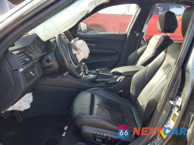Zdjęcie 7 z 12 samochodu: 2015 BMW 335 VIN:WBA3B9G52FNR93958 - miniatura