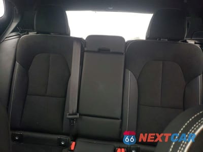 Zdjęcie 10 z 13 samochodu: 2023 VOLVO XC40 RECHARGE PLUS VIN:YV4ED3UL0P2071338 - miniatura