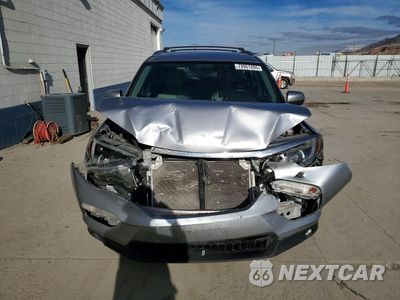 Piąte zdjęcie samochodu w środku: 2016 HONDA PILOT EXL VIN:5FNYF6H83GB074331 - miniatura