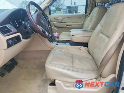 Zdjęcie 7 z 13 samochodu: 2007 CADILLAC ESCALADE ESV VIN:1GYFK66877R294307 - miniatura