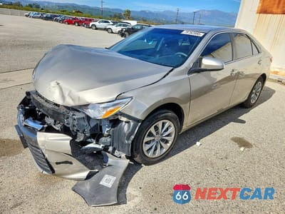 2017 TOYOTA CAMRY LE 4T1BF1FK7HU709045 - główne zdjęcie licytacji z USA - miniatura
