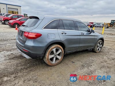 Trzecie zdjęcie samochodu z tyłu: 2019 MERCEDES-BENZ GLC 300 VIN:WDC0G4JB4KF522787 - miniatura