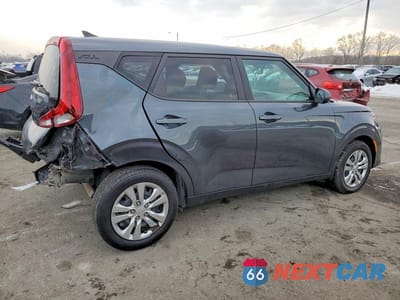 Trzecie zdjęcie samochodu z tyłu: 2021 KIA SOUL LX VIN:KNDJ23AU8M7779887 - miniatura
