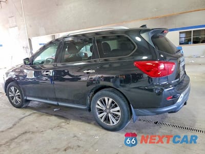 Drugie zdjęcie samochodu z przodu: 2019 NISSAN PATHFINDER S VIN:5N1DR2MM2KC597164 - miniatura