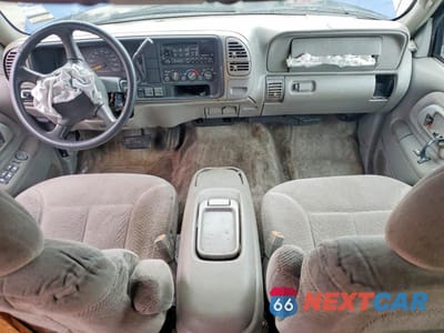 Zdjęcie 8 z 12 samochodu: 1999 CHEVROLET TAHOE K1500 VIN:1GNEK13R5XJ543436 - miniatura