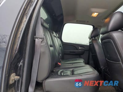 Zdjęcie 10 z 13 samochodu: 2011 CHEVROLET AVALANCHE LT VIN:3GNTKFE3XBG117958 - miniatura